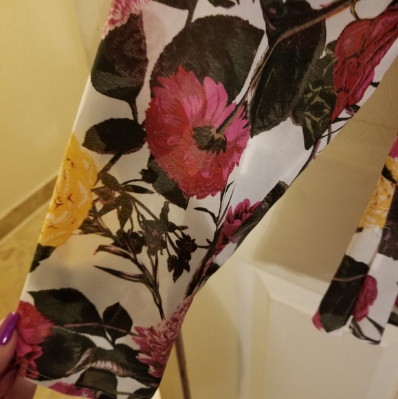 Womens Rachel Roy Collection Twist Front Blouse - Picture 2 of 8